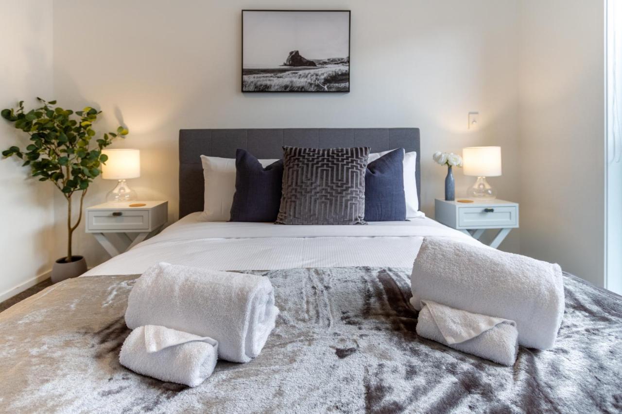 Tuam Street Treasure- 2 Bed 2 Bath Apartment Christchurch Bagian luar foto