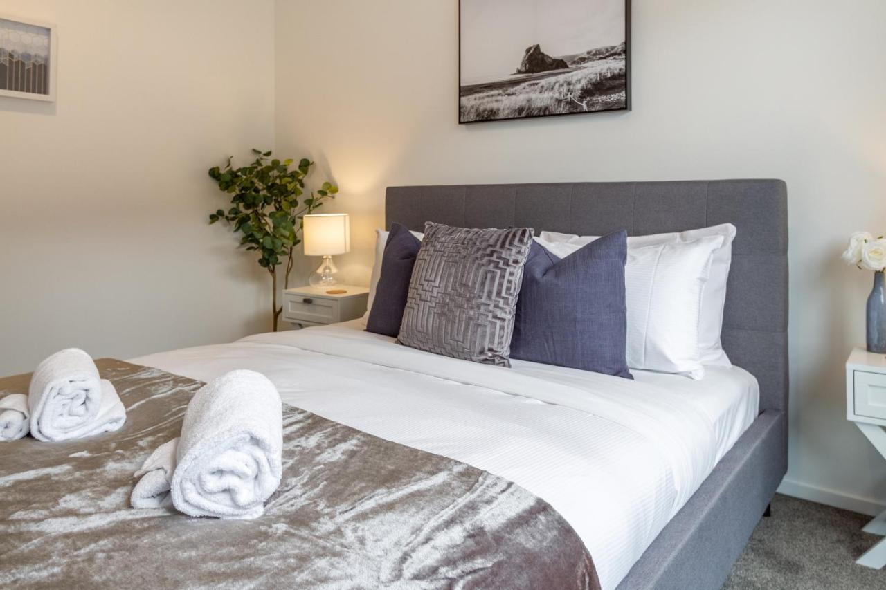 Tuam Street Treasure- 2 Bed 2 Bath Apartment Christchurch Bagian luar foto