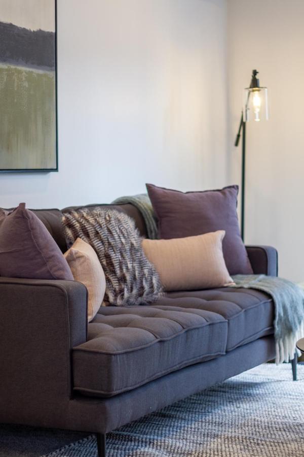 Tuam Street Treasure- 2 Bed 2 Bath Apartment Christchurch Bagian luar foto